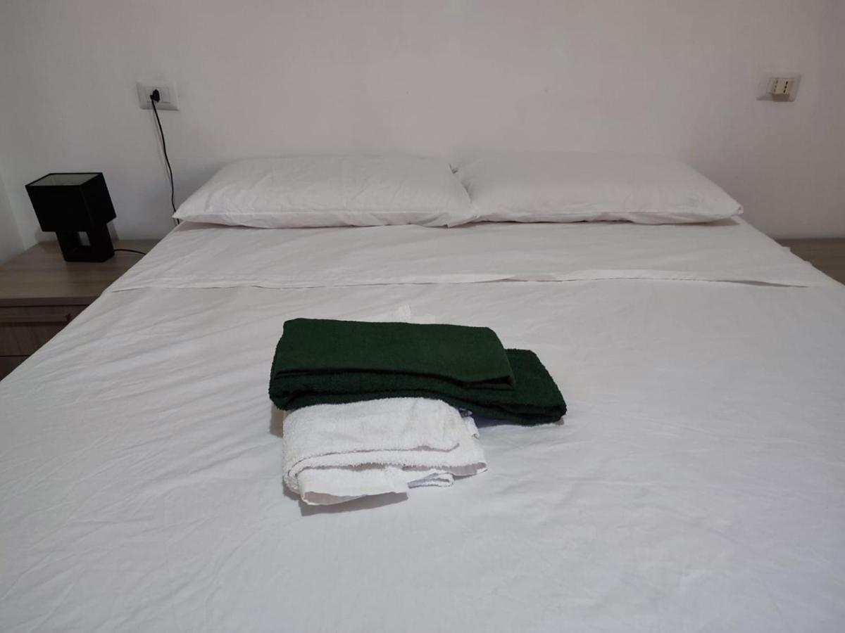 Rooms For Rent 67 Sassari Exterior photo